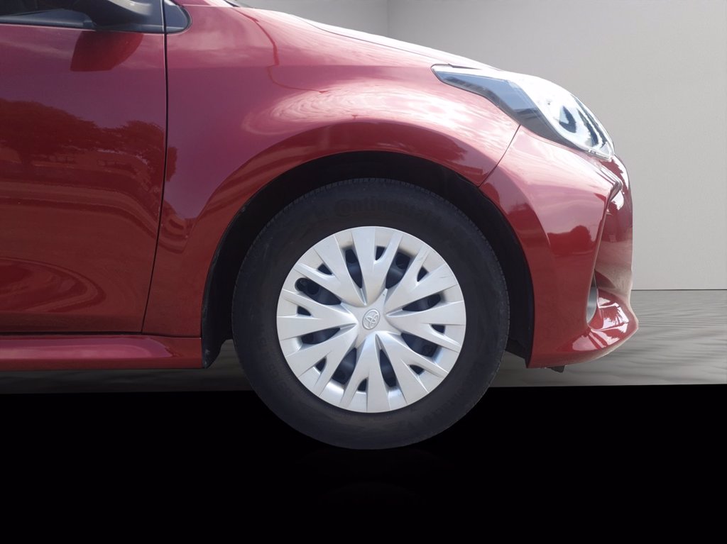 TOYOTA Yaris 1.0 active