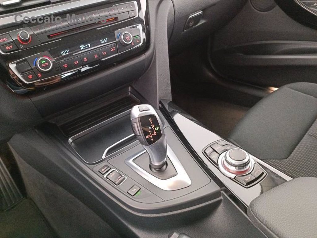 BMW 316d touring business advantage auto