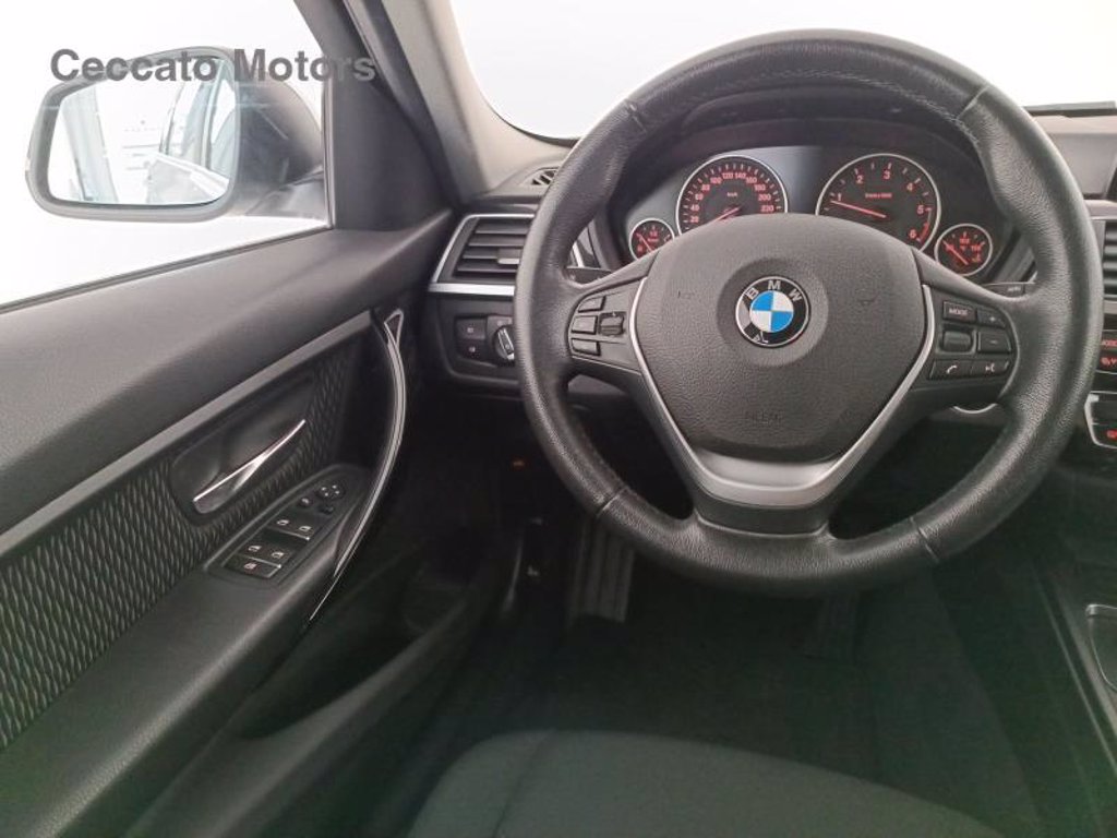 BMW 316d touring business advantage auto