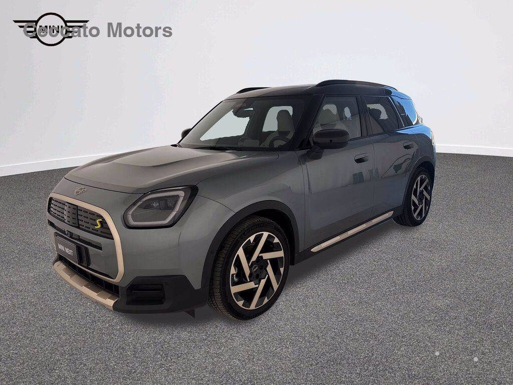MINI Mini countryman se favoured all4