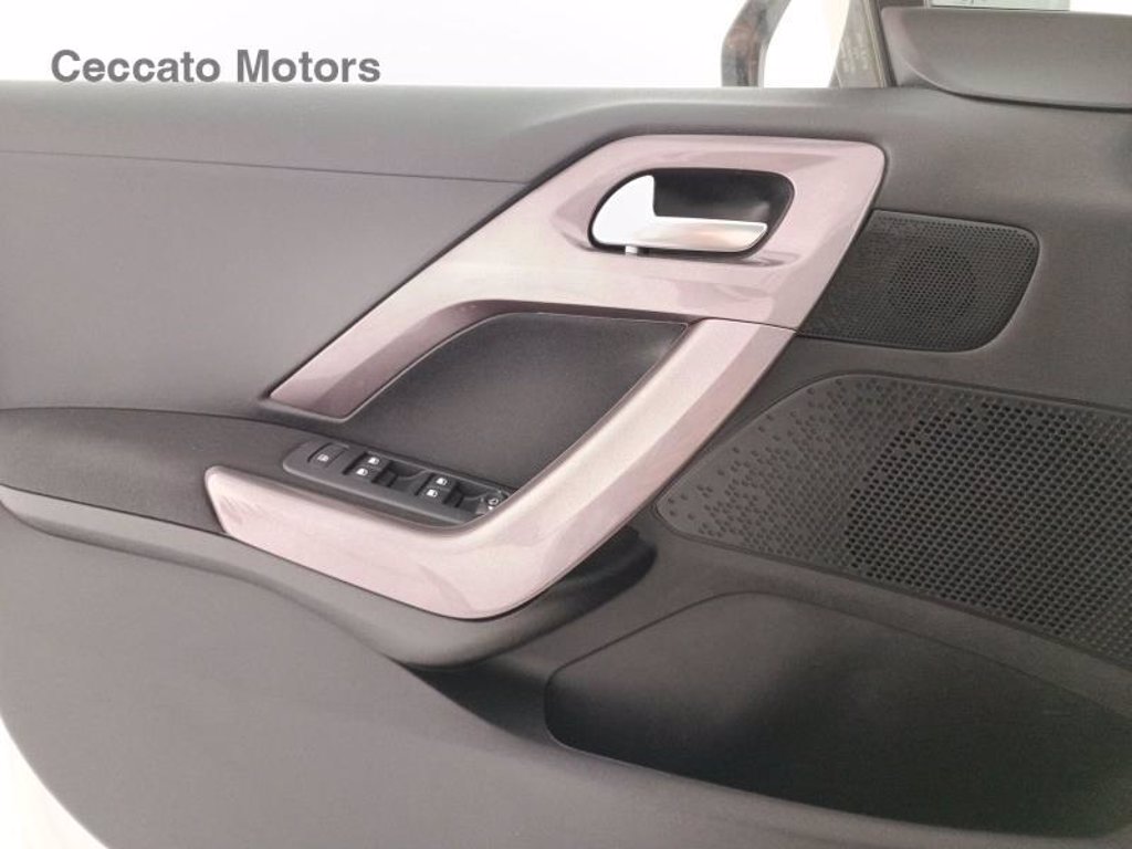 PEUGEOT 2008 1.2 puretech 12v active 82cv e6