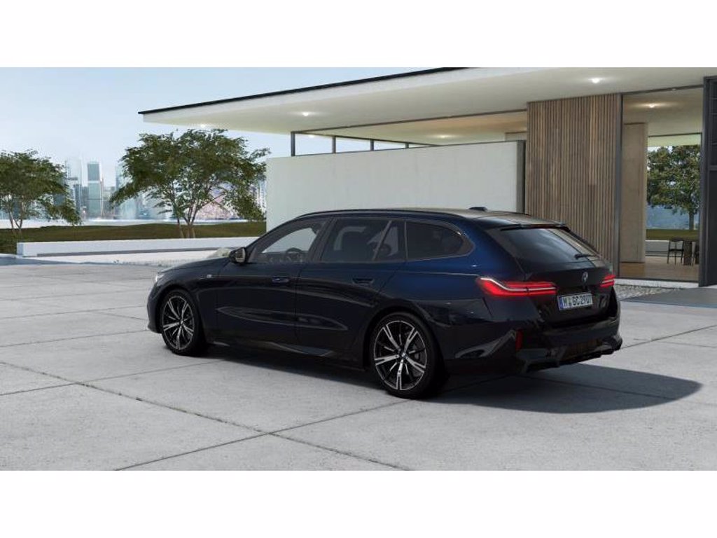 BMW 520i touring 48v sdrive msport auto