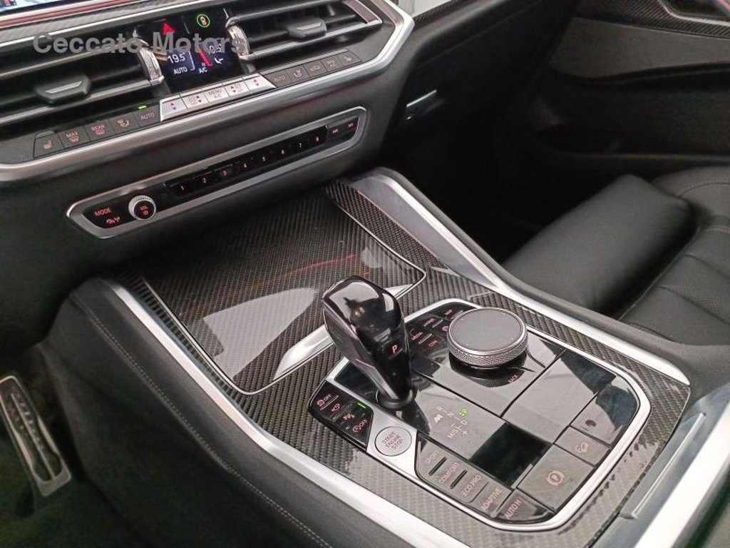 BMW X6 m50d auto