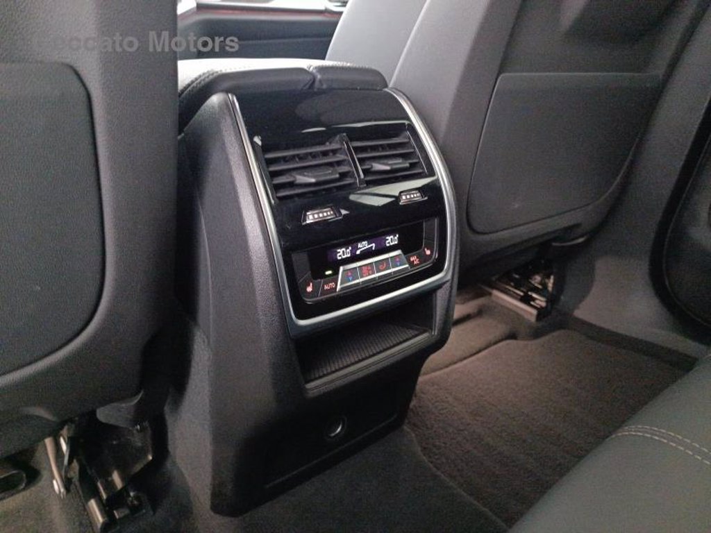 BMW X6 m50d auto