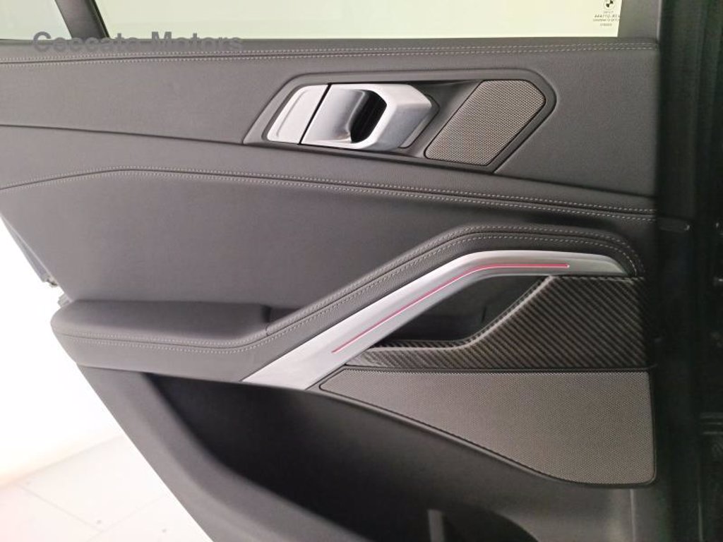 BMW X6 m50d auto