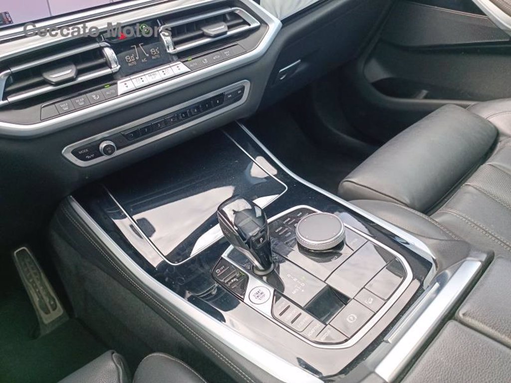 BMW X5 xdrive30d mhev 48v msport auto