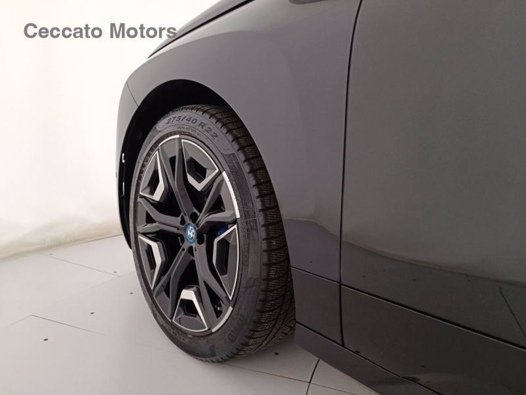 BMW Ix xdrive50 pacchetto sportivo