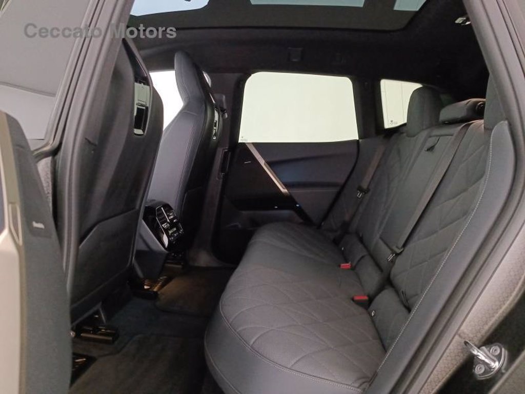 BMW Ix xdrive50 pacchetto sportivo