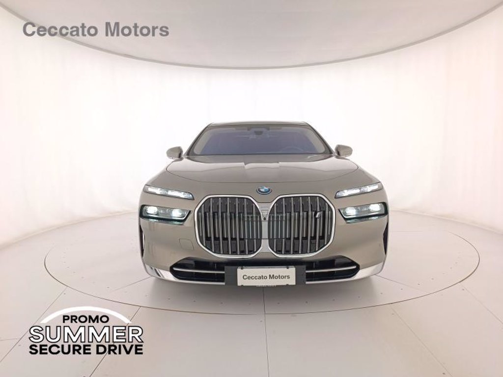 BMW I7 xdrive60