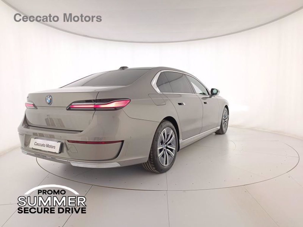 BMW I7 xdrive60