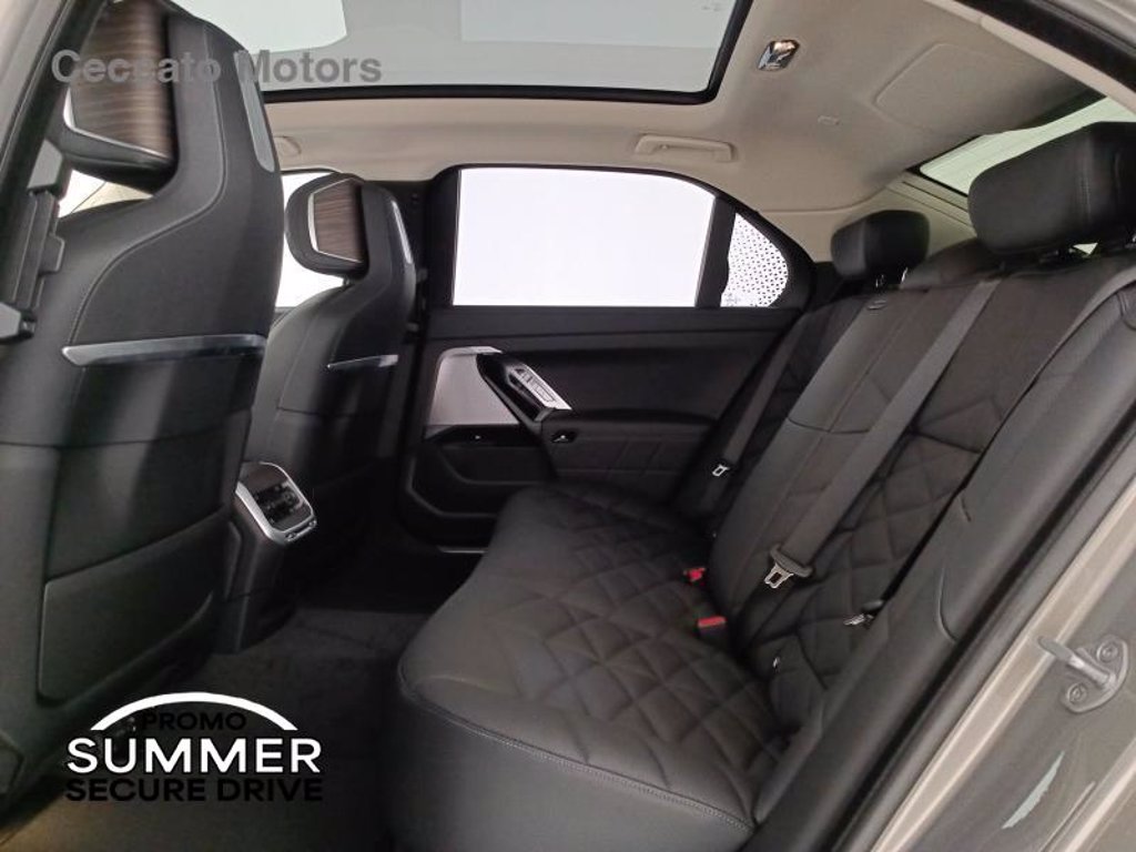 BMW I7 xdrive60