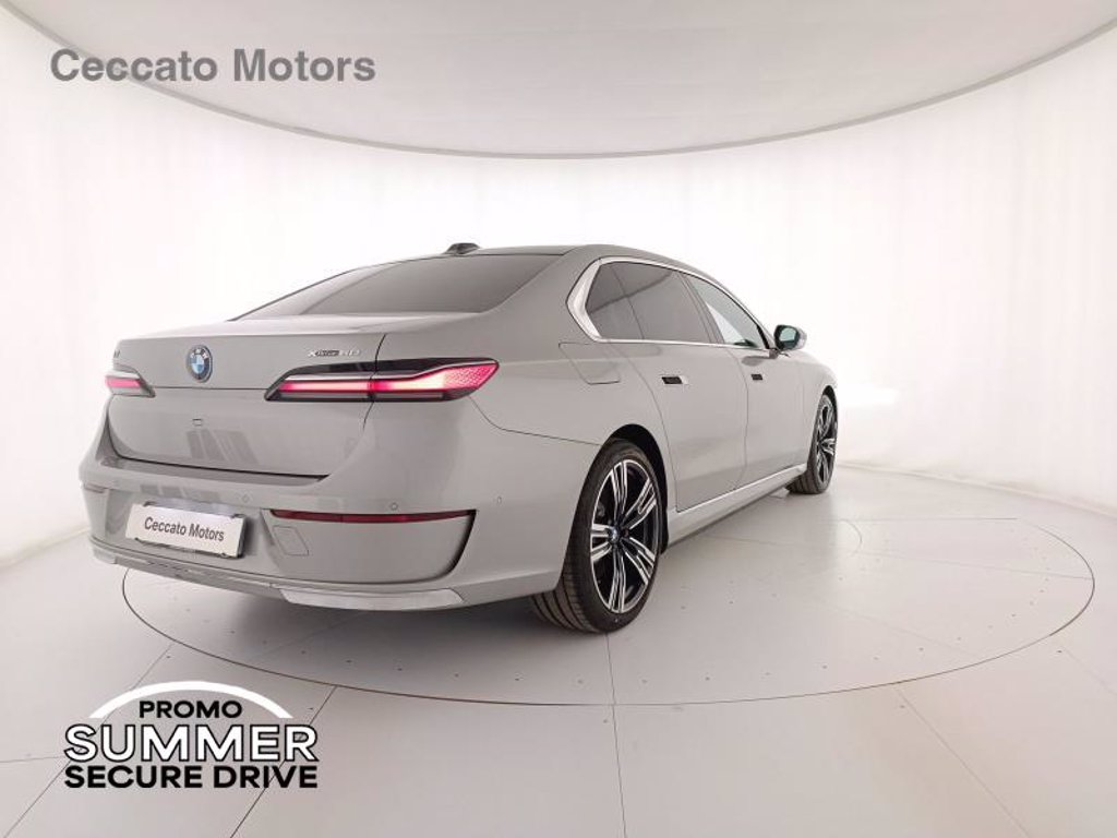 BMW I7 xdrive60