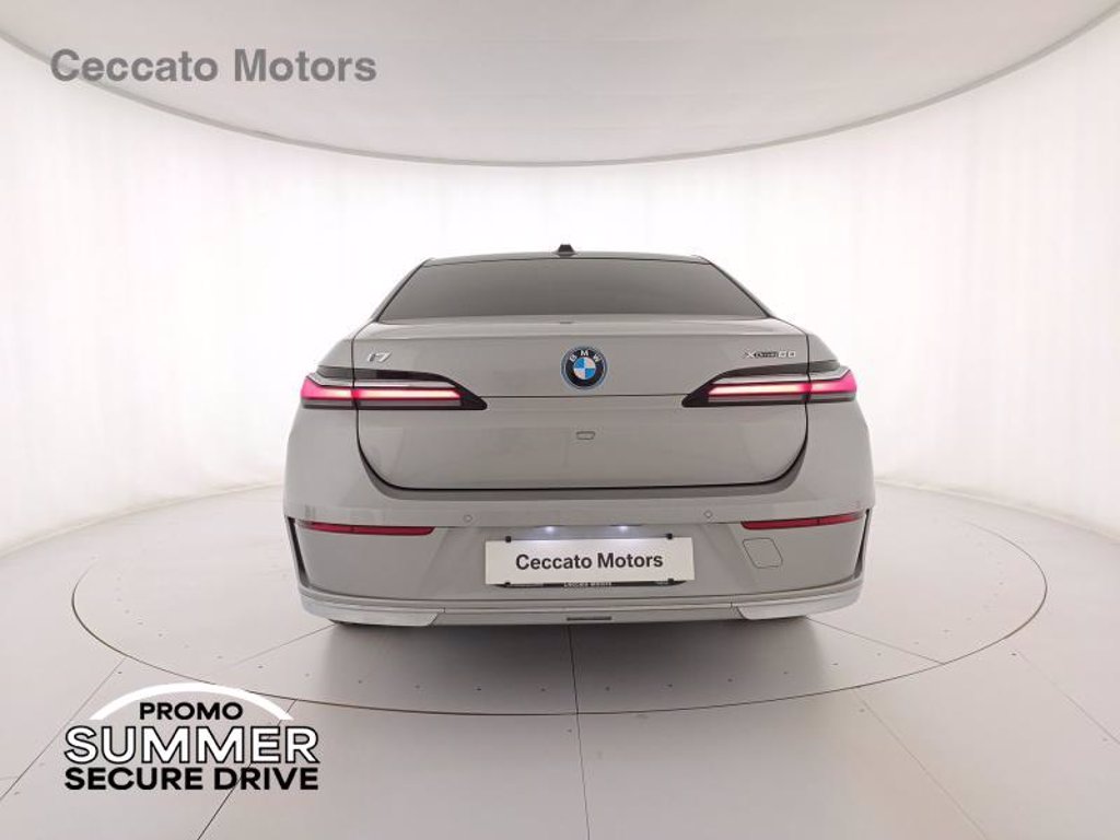 BMW I7 xdrive60
