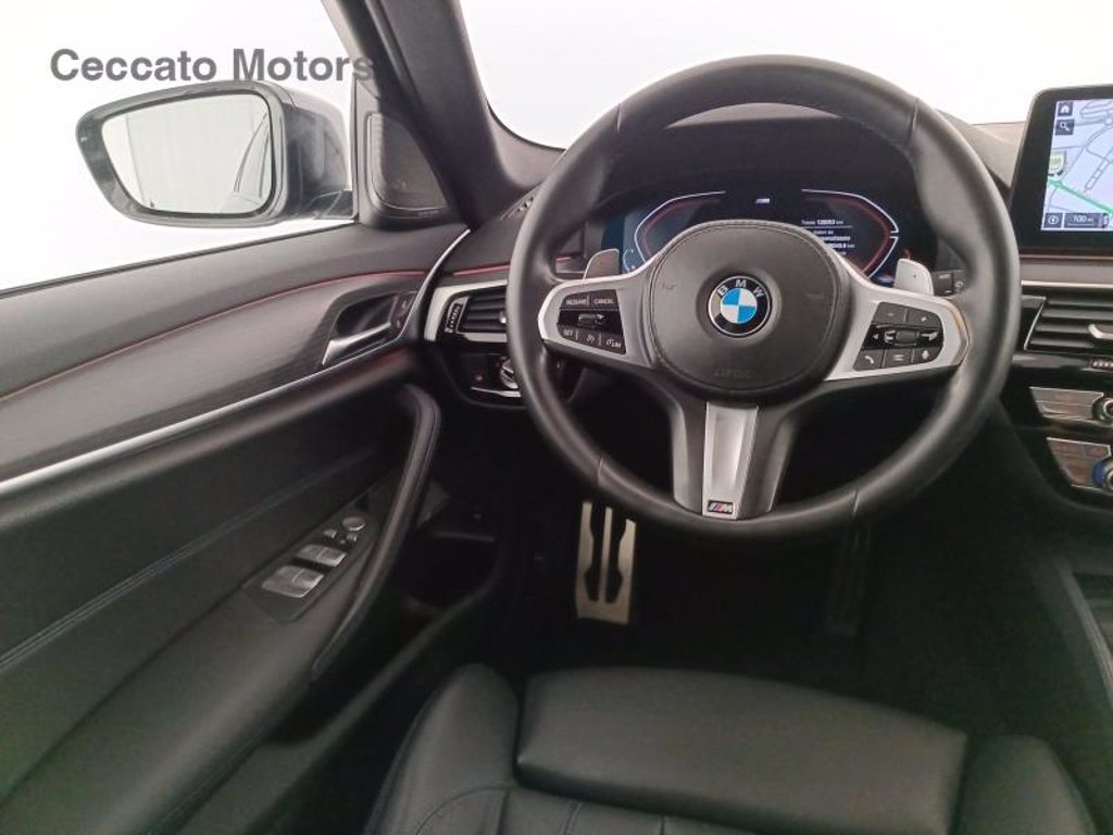 BMW 530d touring mhev 48v xdrive msport auto