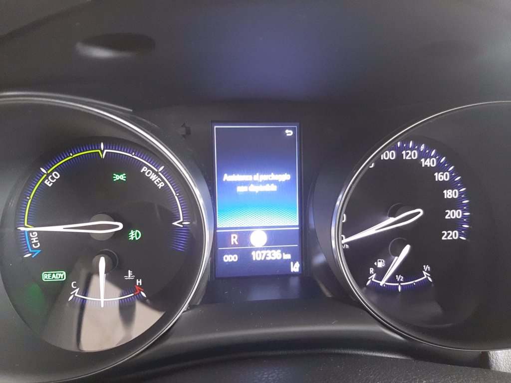TOYOTA C-hr 1.8h trend e-cvt