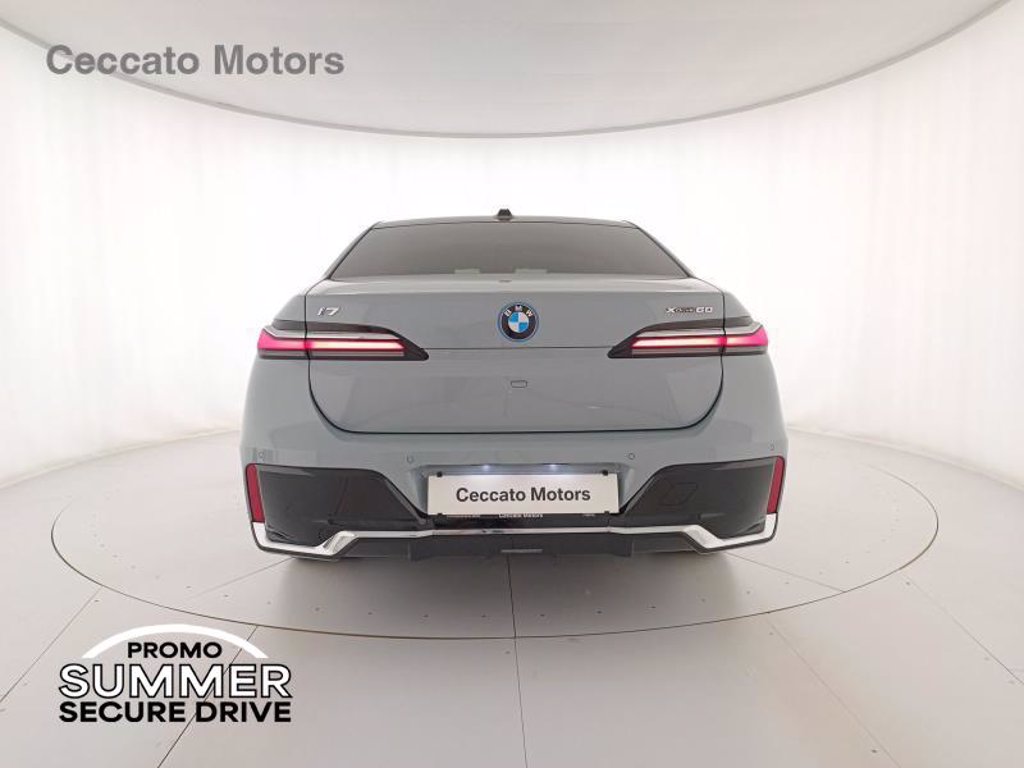 BMW I7 xdrive60 msport