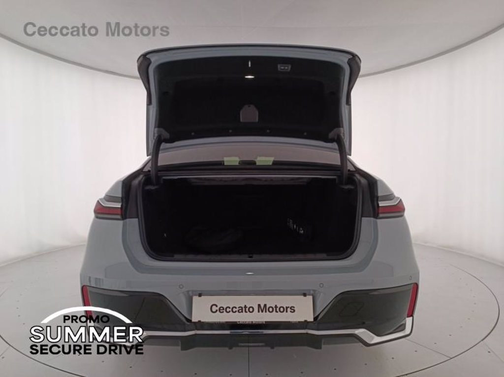 BMW I7 xdrive60 msport