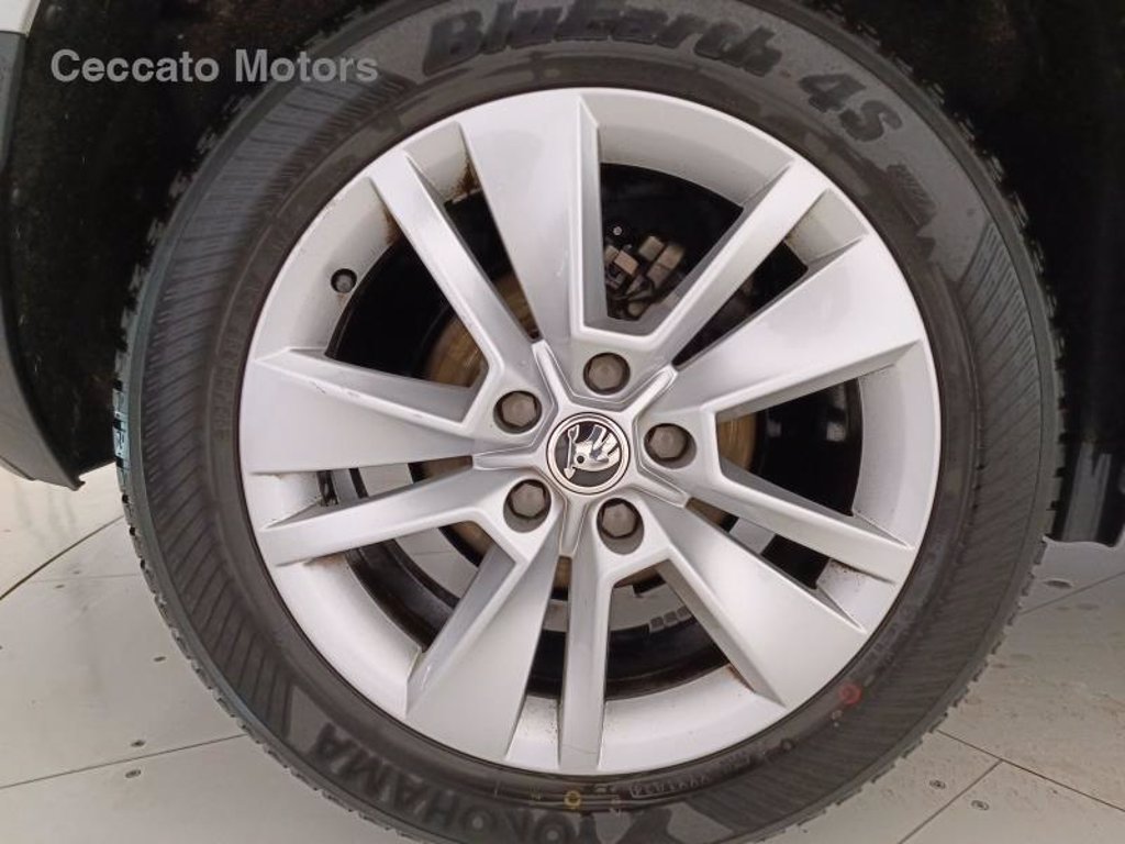 SKODA Karoq 1.6 tdi scr executive dsg