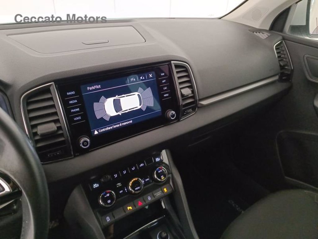 SKODA Karoq 1.6 tdi scr executive dsg