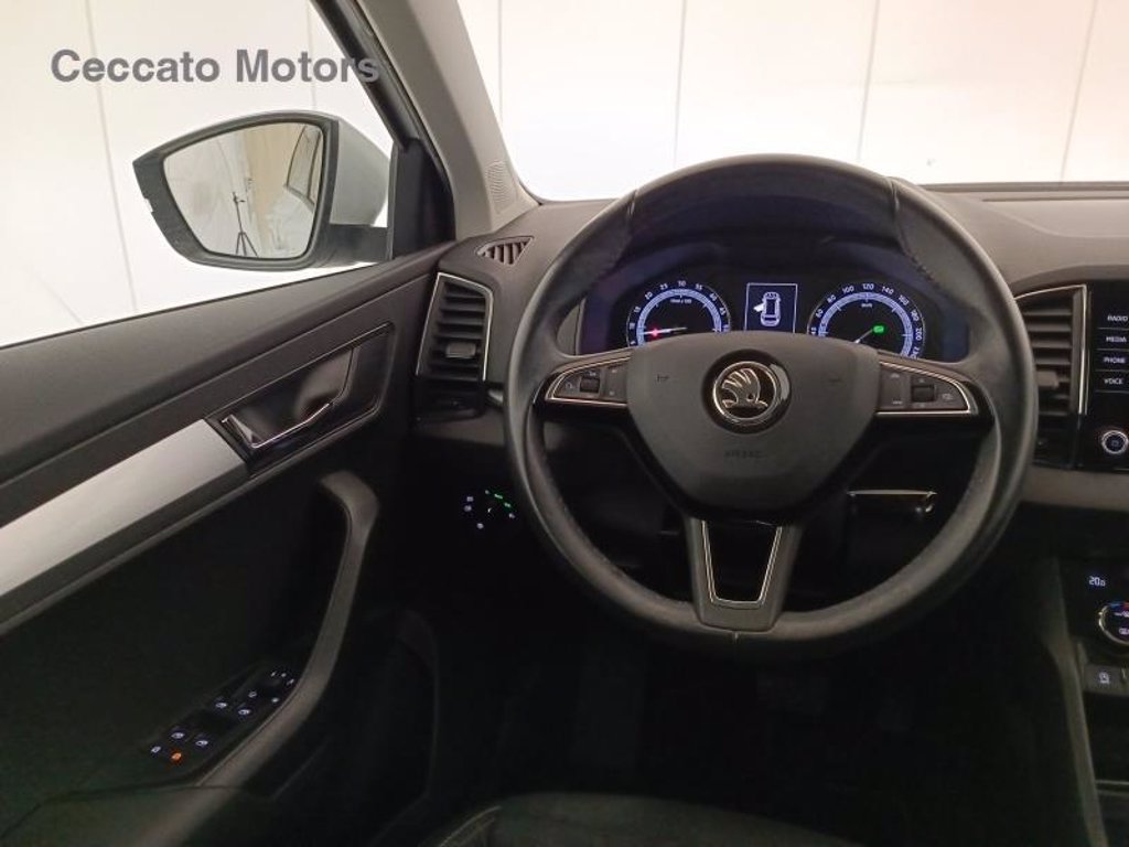 SKODA Karoq 1.6 tdi scr executive dsg