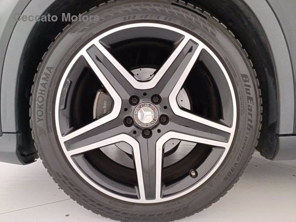 MERCEDES Gla 200 d (cdi) premium 4matic auto