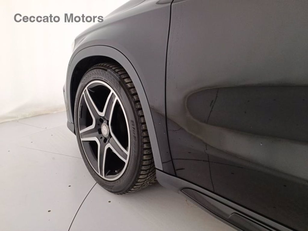 MERCEDES Gla 200 d (cdi) premium 4matic auto