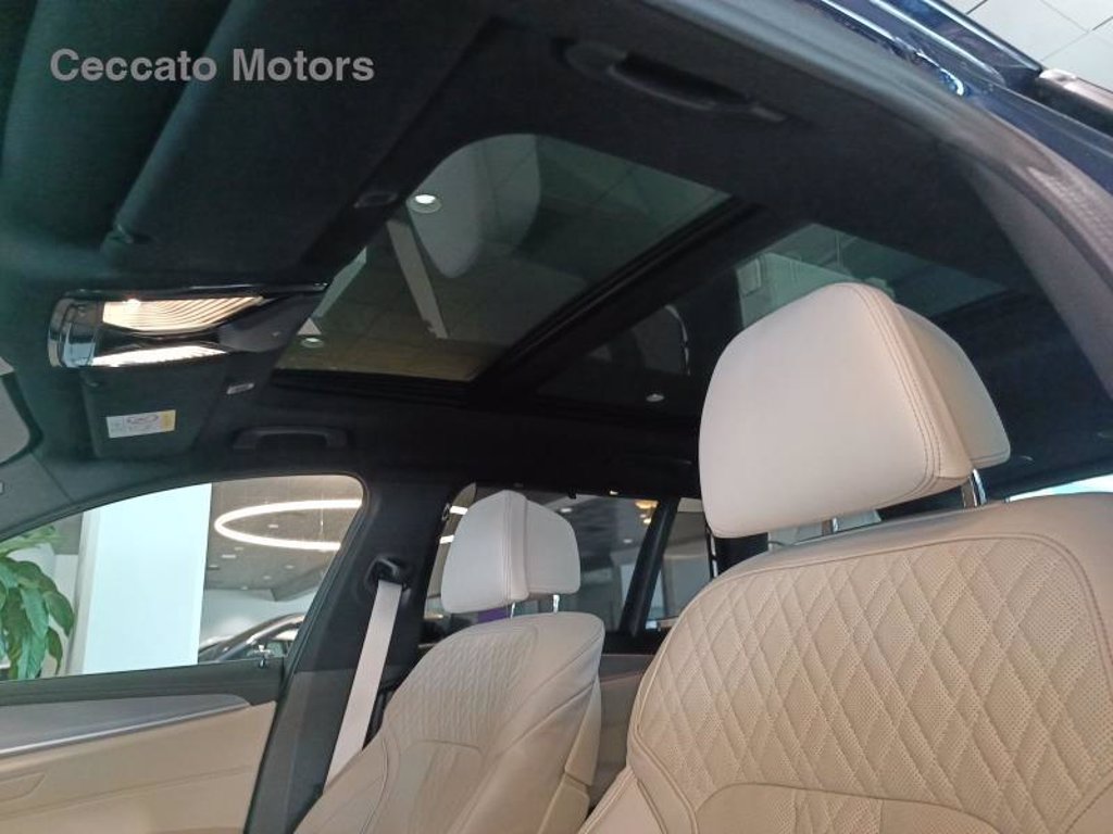 BMW 530d touring mhev 48v xdrive msport auto