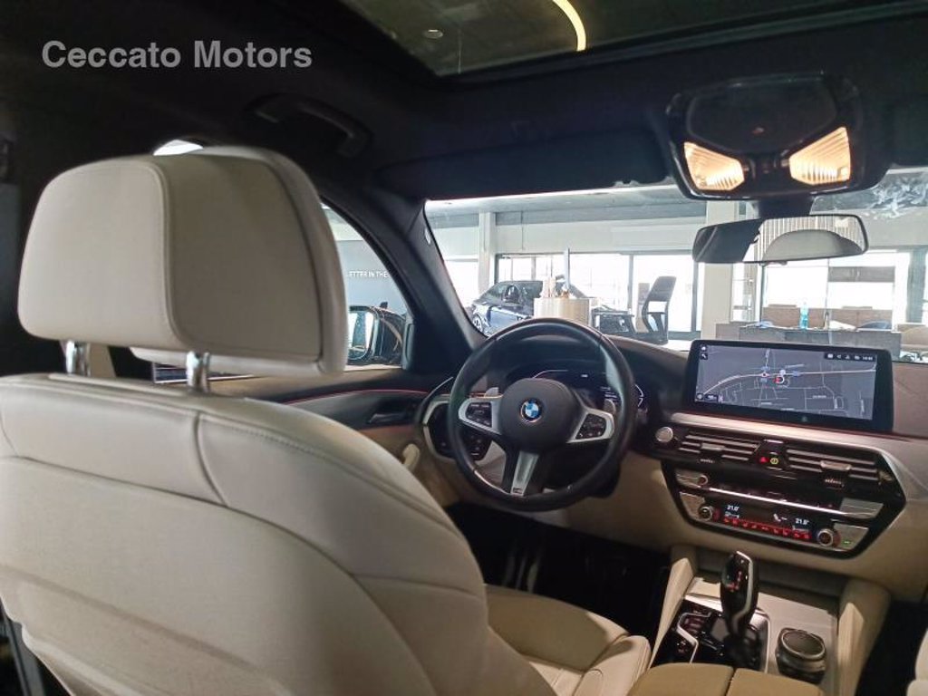 BMW 530d touring mhev 48v xdrive msport auto