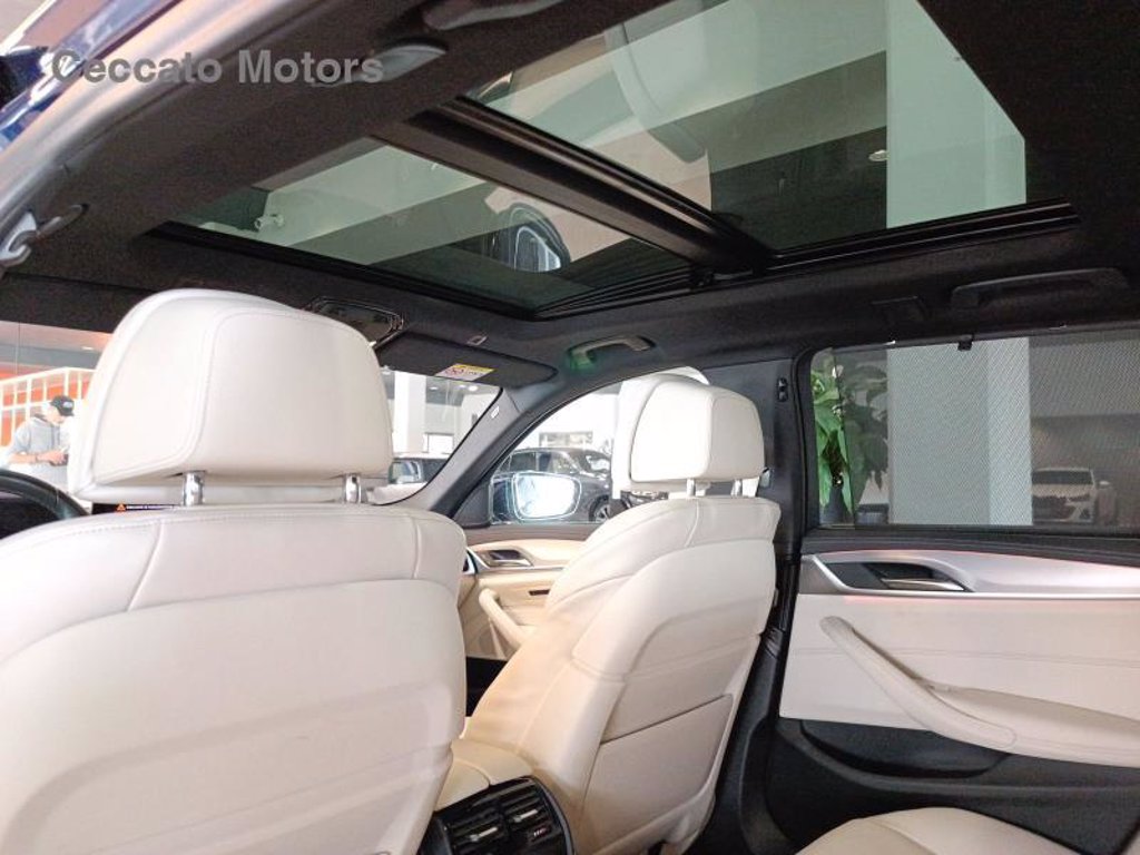 BMW 530d touring mhev 48v xdrive msport auto