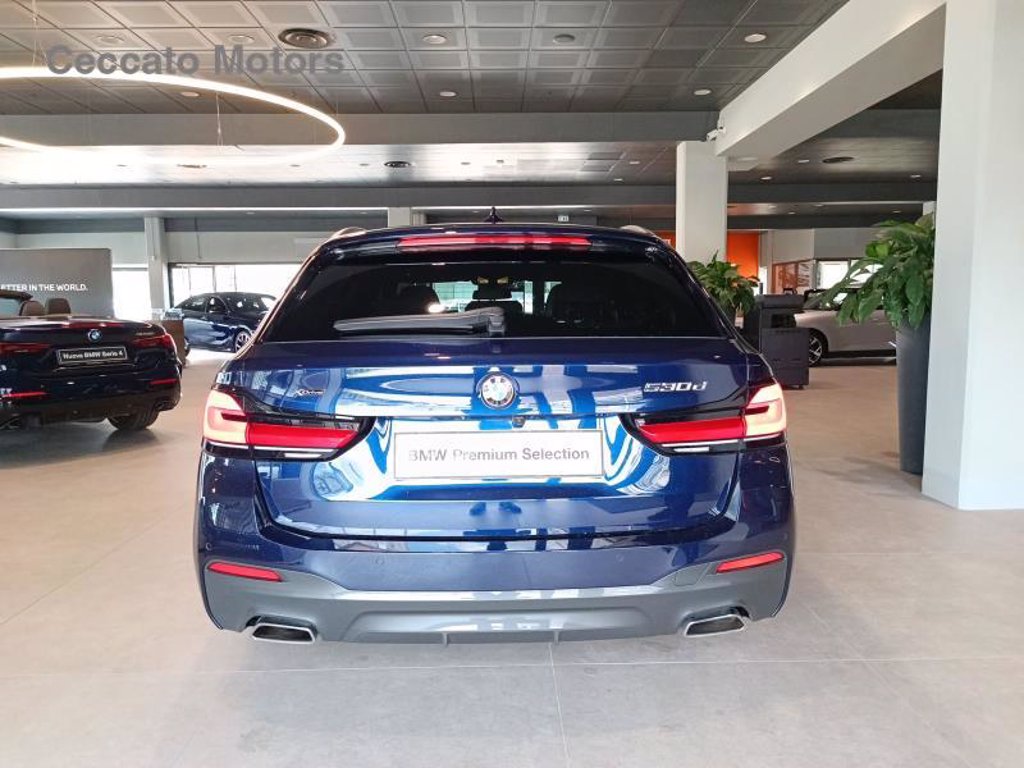 BMW 530d touring mhev 48v xdrive msport auto
