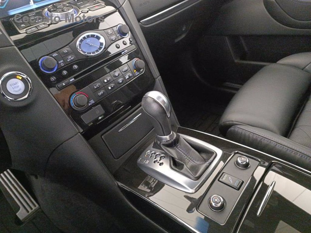 INFINITI Qx70 (fx) 3.0d v6 s premium auto fl