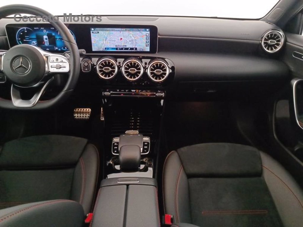 MERCEDES A 220 premium auto
