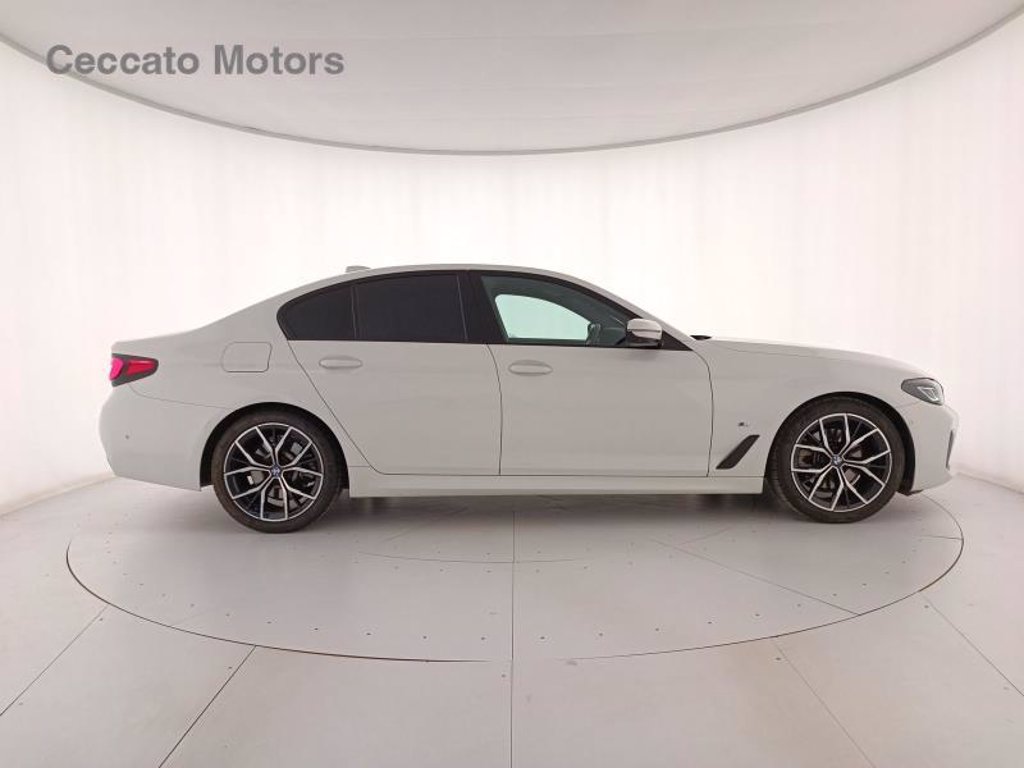 BMW 520d mhev 48v msport auto