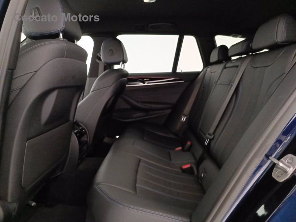 BMW 520d touring mhev 48v msport auto