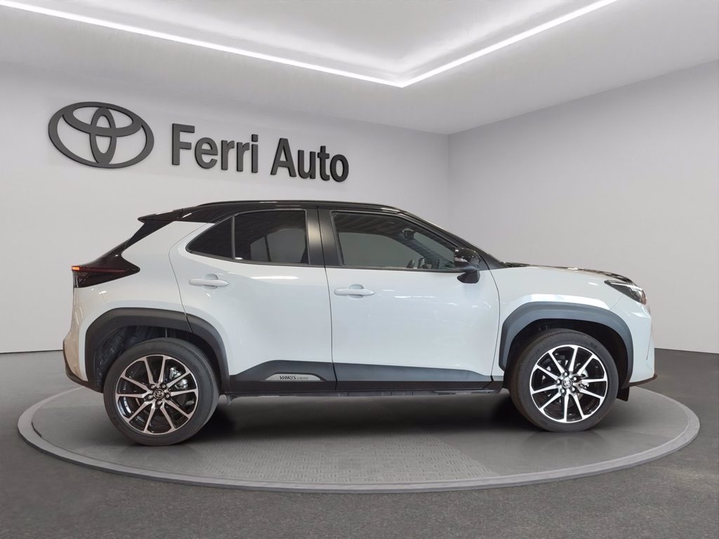 TOYOTA Yaris cross 1.5h gr sport fwd 130cv e-cvt