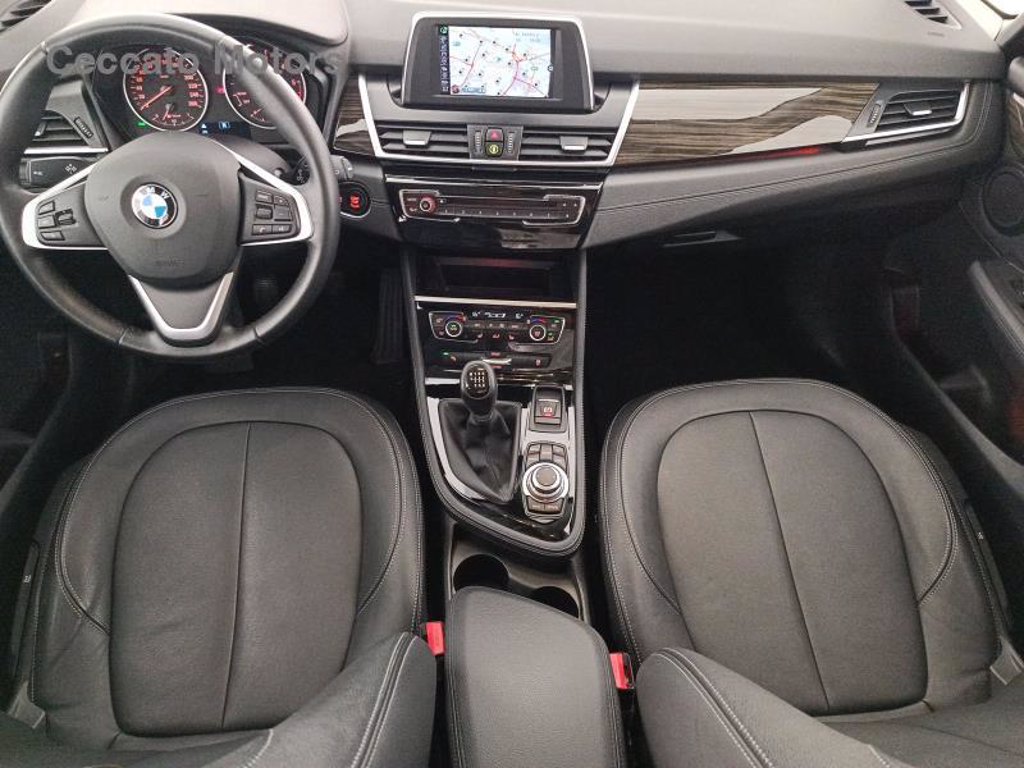 BMW 216d active tourer luxury