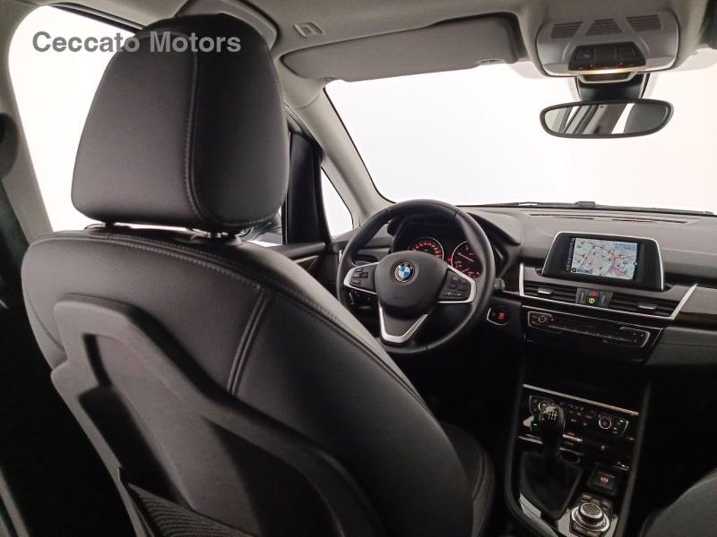 BMW 216d active tourer luxury
