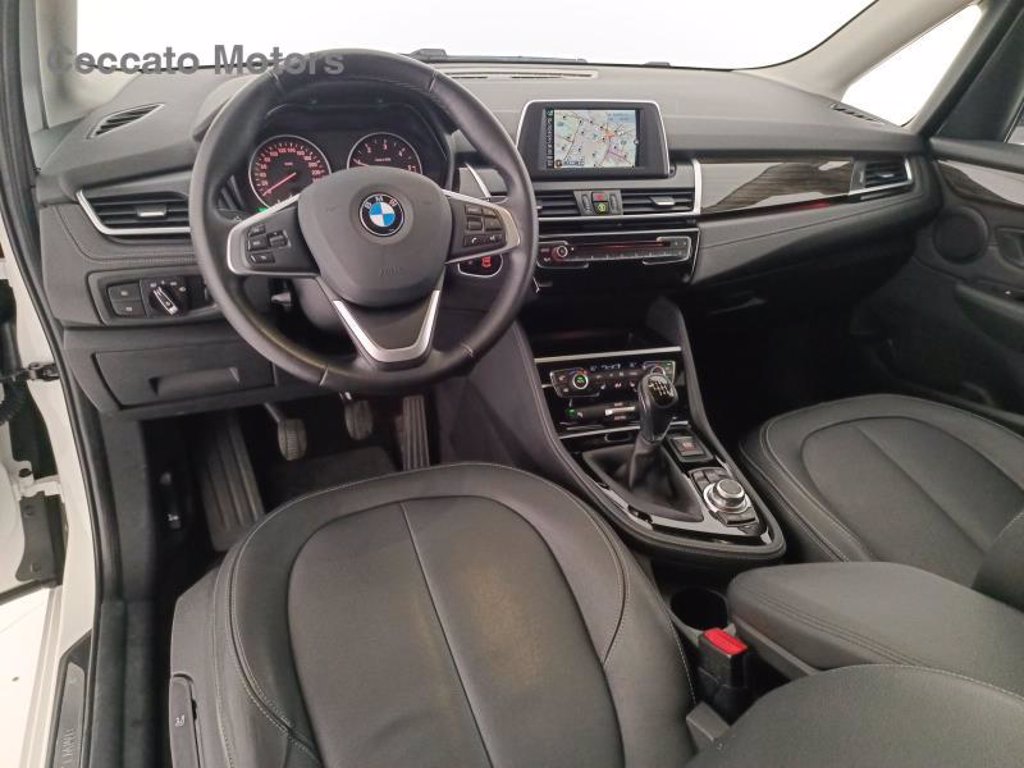 BMW 216d active tourer luxury