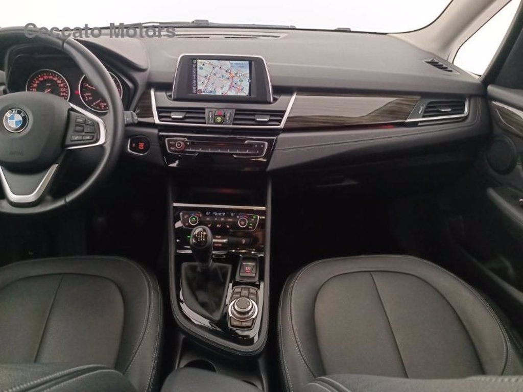BMW 216d active tourer luxury