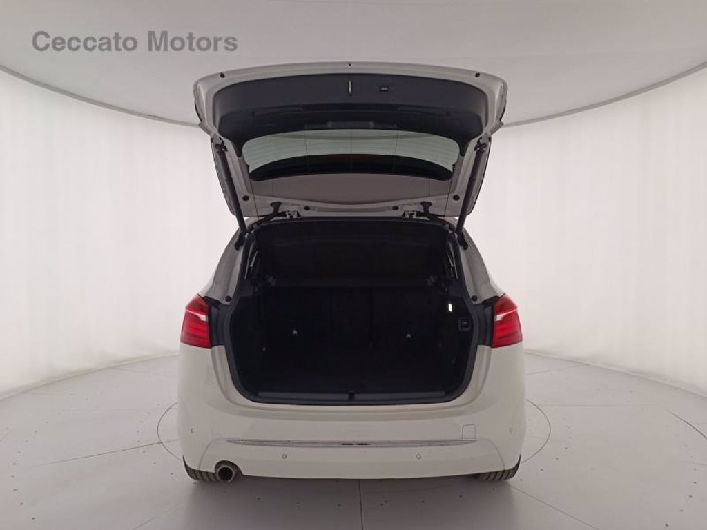 BMW 216d active tourer luxury
