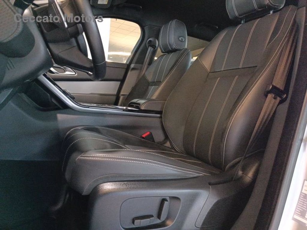 LAND ROVER Range rover velar 2.0d i4 r-dynamic s 240cv auto my19