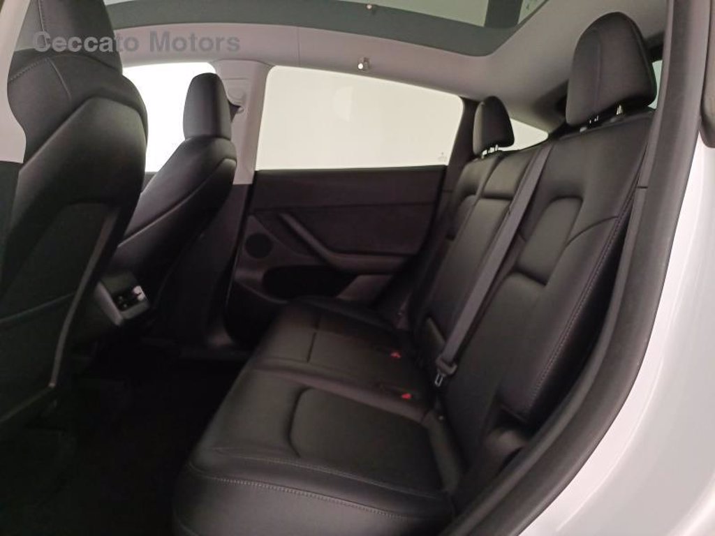 TESLA Model y single motor rwd