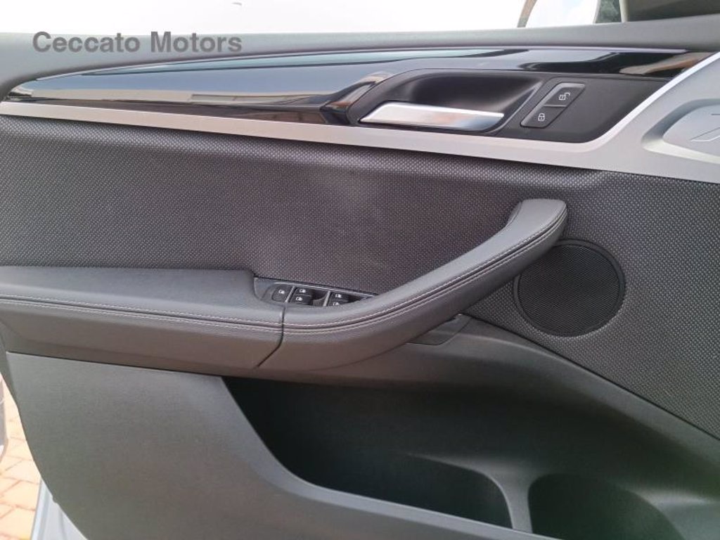 BMW X3 xdrive20d mhev 48v xline auto