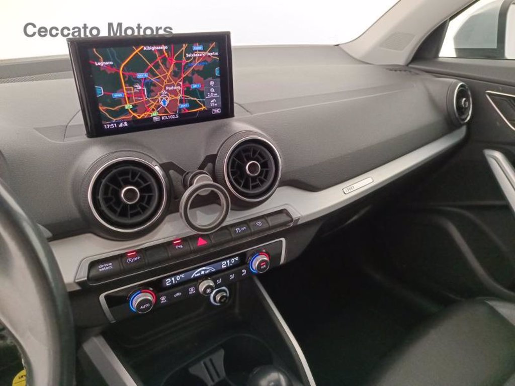 AUDI Q2 30 1.6 tdi business s-tronic my19