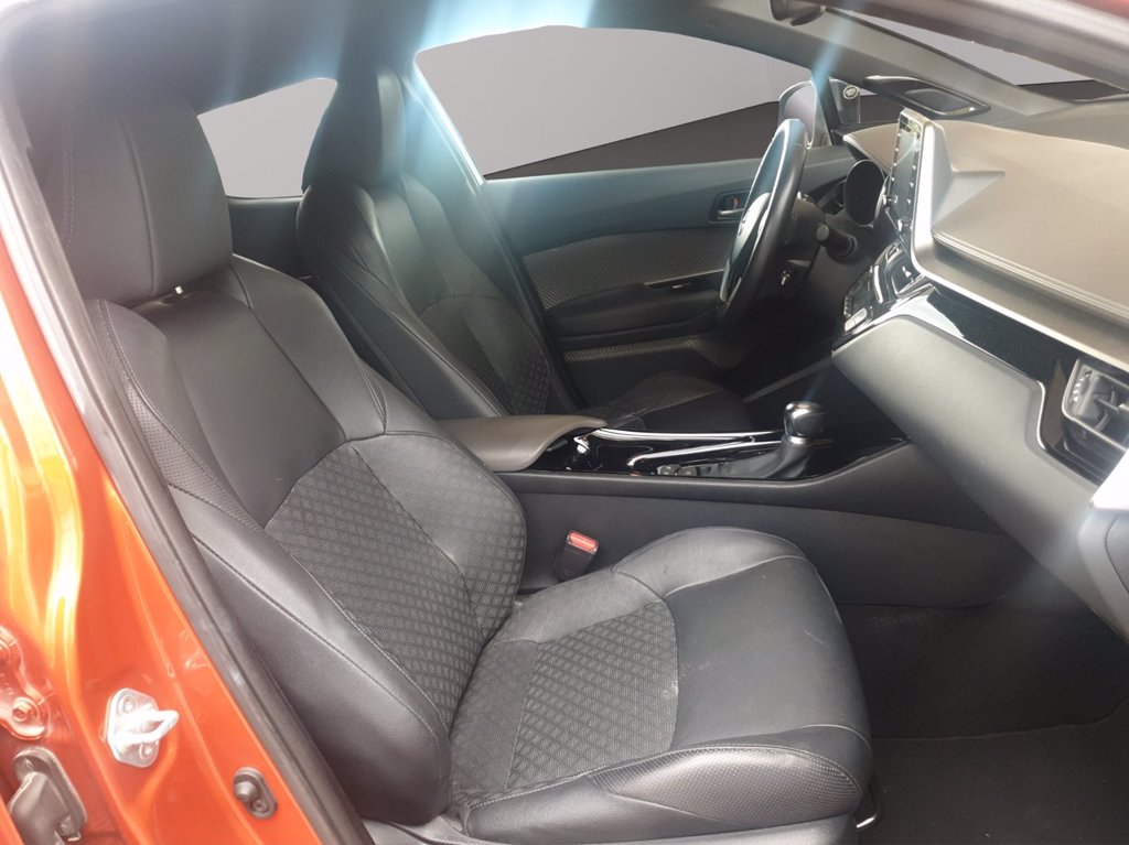 TOYOTA C-hr 2.0h premiere e-cvt