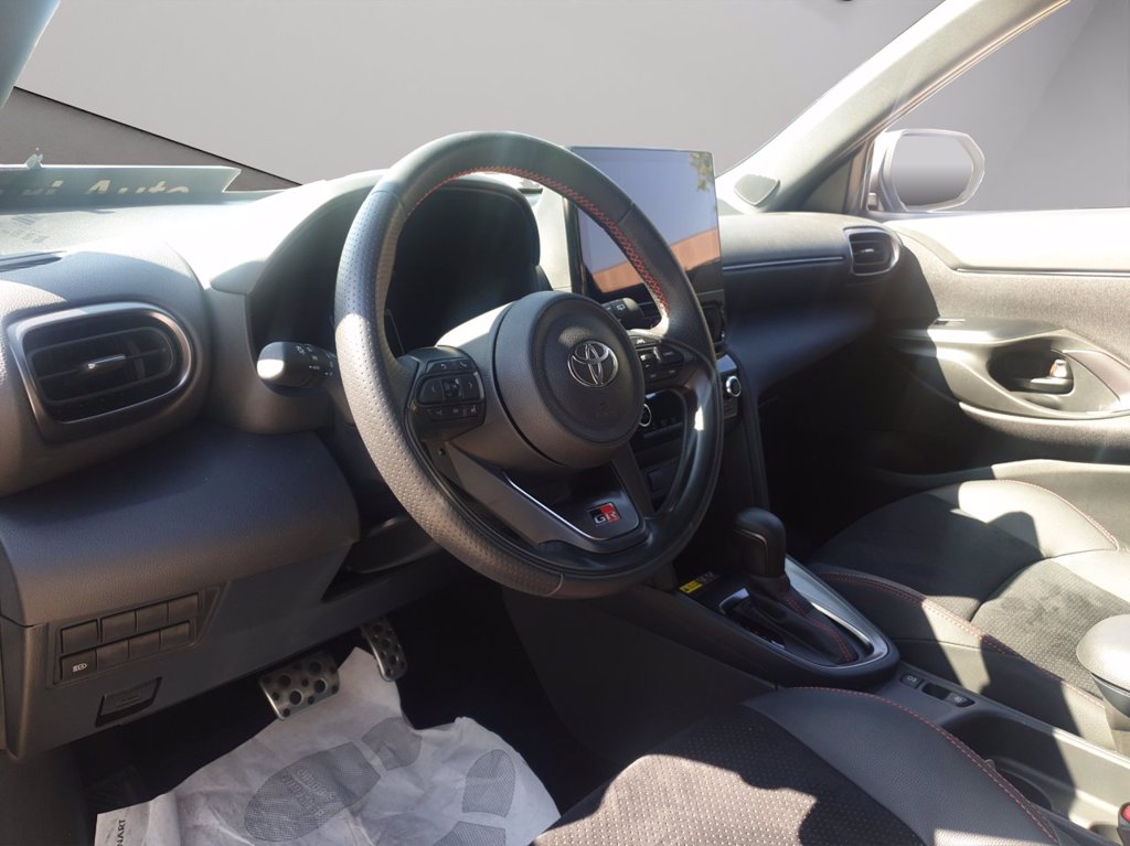 TOYOTA Yaris cross 1.5h gr sport fwd 130cv e-cvt