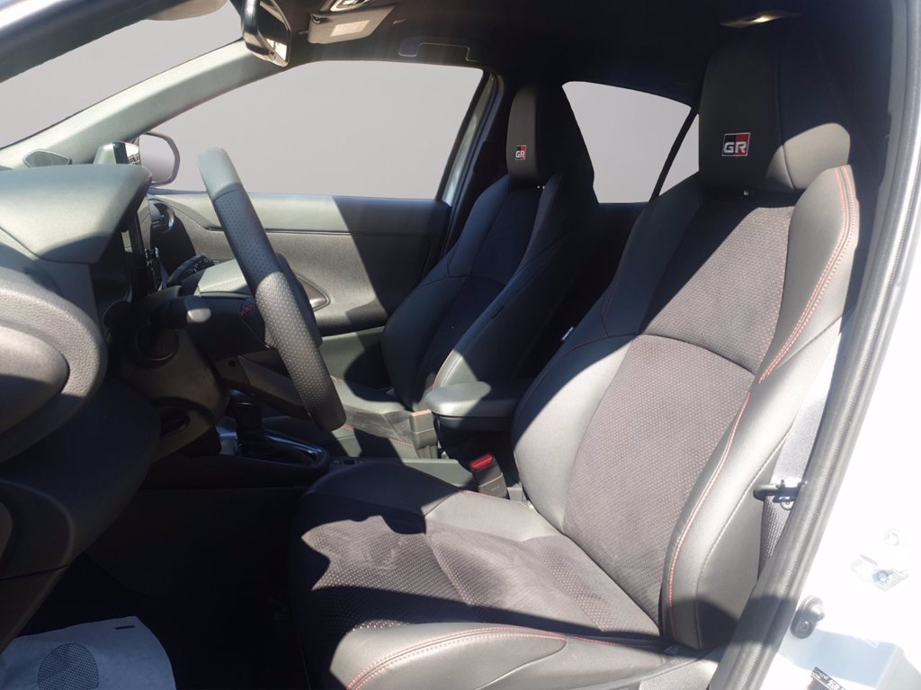 TOYOTA Yaris cross 1.5h gr sport fwd 130cv e-cvt