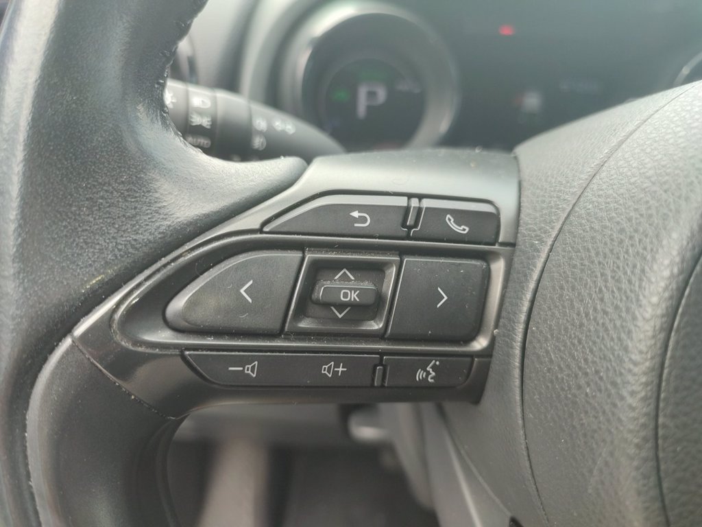 TOYOTA Yaris 1.5h style