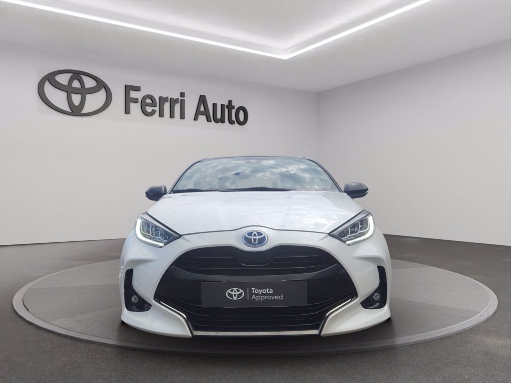 TOYOTA Yaris 1.5h style