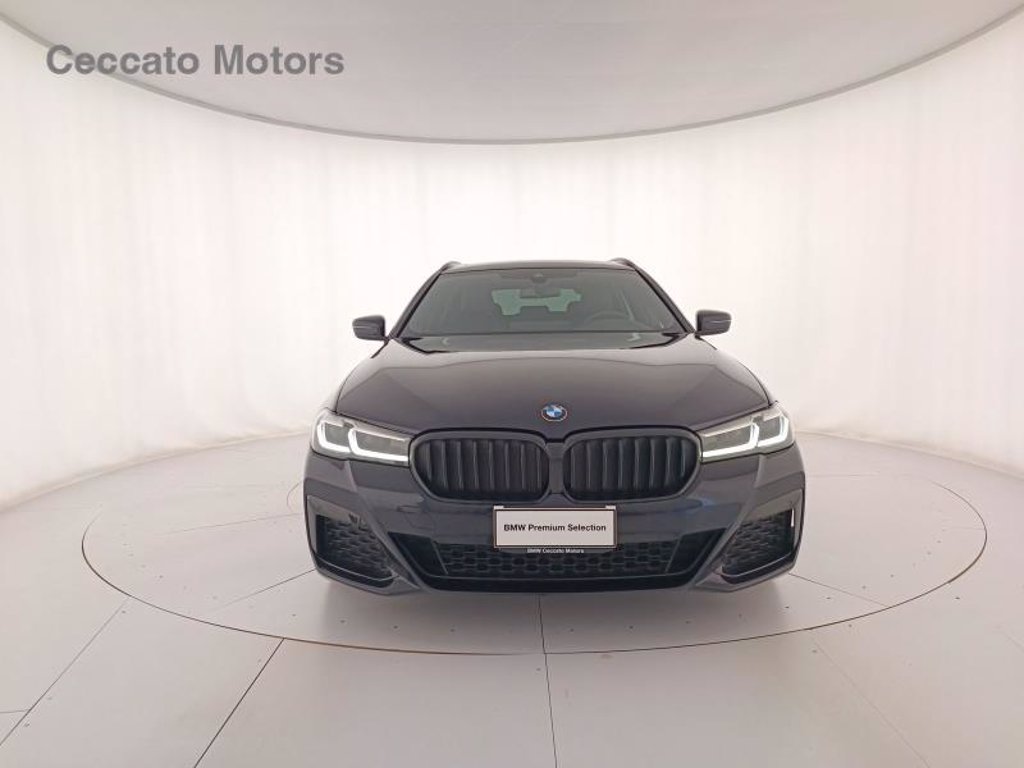 BMW 520d touring mhev 48v xdrive msport auto